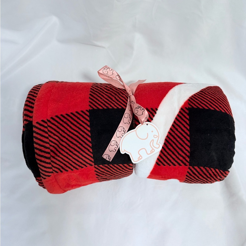 Ivory Ella Red and Black Plaid Throw Blanket NWT Cozy Soft Warm